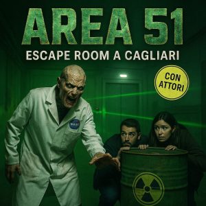 Gruppo di giocatori in fuga da un alieno lungo un corridoio rosso, nella escape room Area 51 a Cagliari