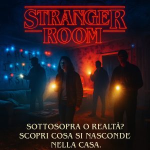 Stranger Room escape room ispirata a Stranger Things, con esploratori nella casa di Will illuminata da torce, luci natalizie sulla parete e atmosfera misteriosa in stile Sottosopra